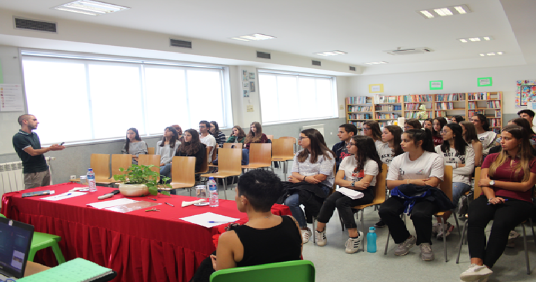 Projeto de Voluntariado - 1.ª Sessão de Formação